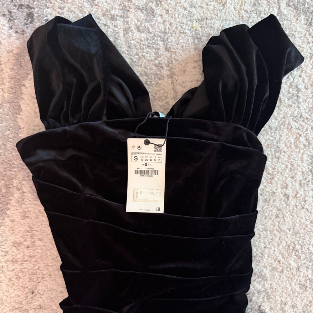 Zara Velvet top